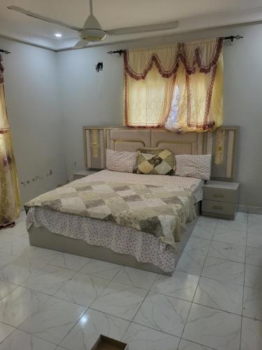 I-Seedy Apartments in Yundum