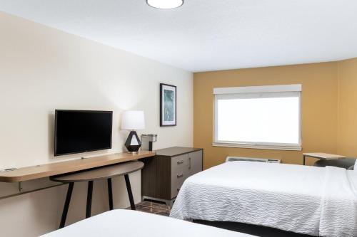 Holiday Inn Redding an IHG Hotel - image 44