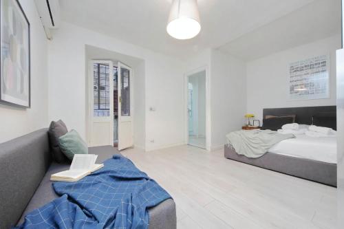 Monti Spacious Apartment 2 4