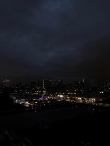 E&T staycation, Manila