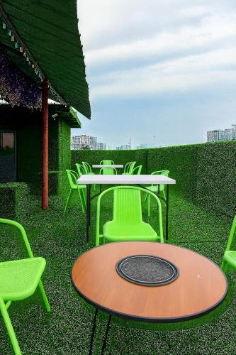 Kert, T1 Stay Manila-Near NAIA Manila Airport and PITX in Parañaque