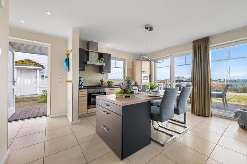Kitchen, Marina Sands in Olpenitz