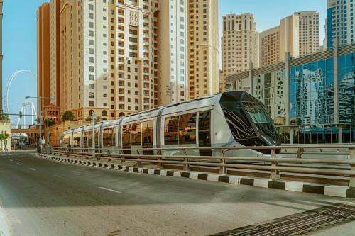 Tratoli JBR Luxury Hostel with Sea View Shared, Dubai (foto 7)