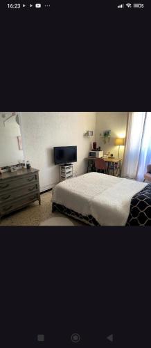 Loue chambre chez l'habitant - Pension de famille - Saint-Victoret