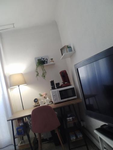 loue chambre chez l'habitant in Saint-Victoret