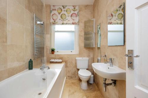 Veeve - Chelsea Mansions - image 9