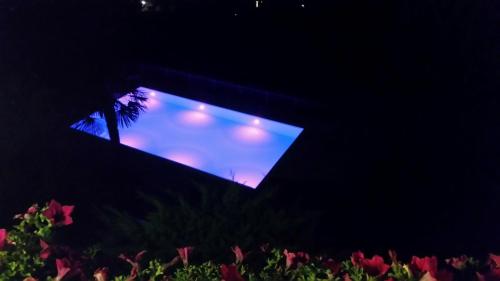 Swimming pool, Pension Weinberg in Riffiano - Riffian