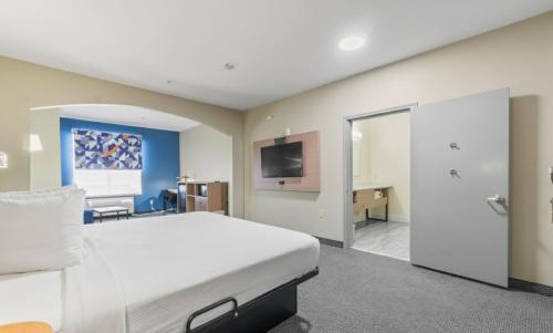 America's Best Value Inn & Suites-Livingston - image 9