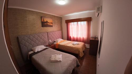 2 twin beds, 1 sofa bed