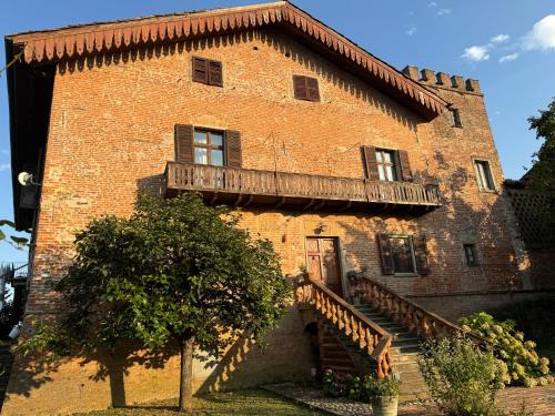 外部景觀, Castello Stella in Vaglio Serra ,Monferrato unesco in 瓦利奧塞拉