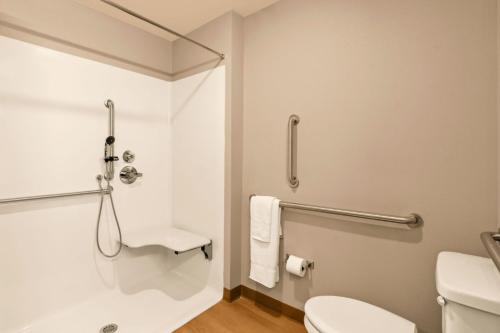 LivAway Suites Tri-Cities-Richland - image 14