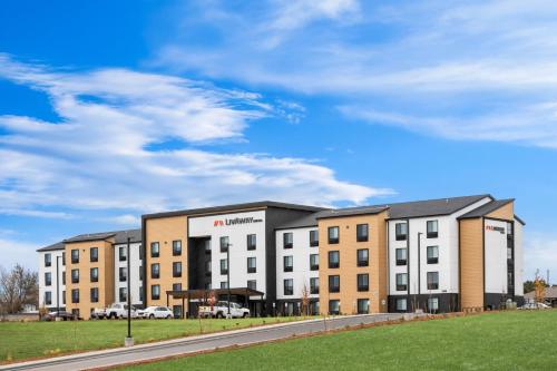 LivAway Suites Tri-Cities-Richland - image 4