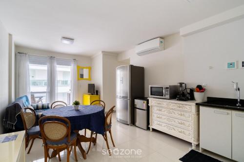 ห้องครัว, Apartamentos a 110m da Praia em Floripa - AGC in กาโชเอย์รา โด บอม เชซุส