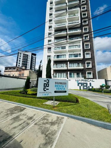 Vista exterior, Modern apartment with a view of volcanoes in Zona 11
