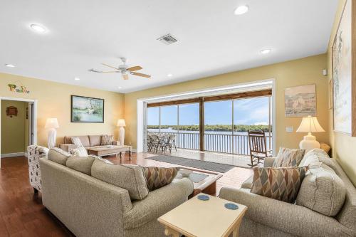 Kokopelli Villa - Matlacha waterfront close to Cap Coral - private home locally managed, fair & hone in Matlacha (FL)