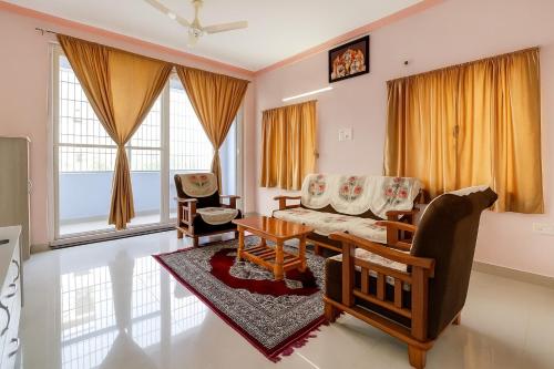 Yashwithaa Homestay Tirupati - New Hill View Apartments with Balcony, AC, WiFi, TV - Nellore