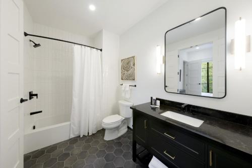 OS Hotel - image 7