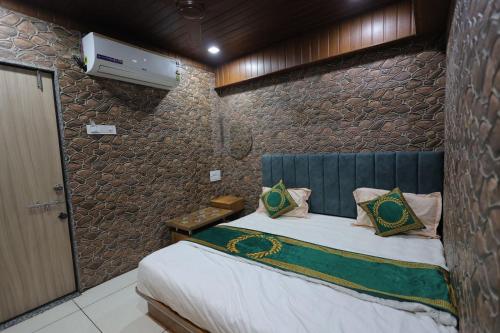 Hotel Cat, Rajkot (foto 10)