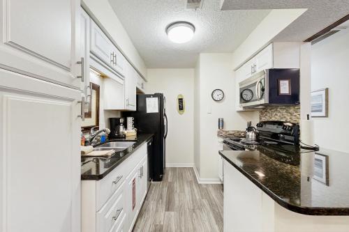Beachwalk Cozy Condo in Fernandina Beach, USA