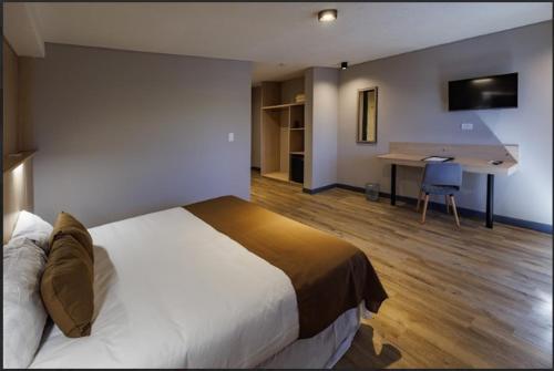 Fuente Mayor Hotel Terminal in Godoy Cruz