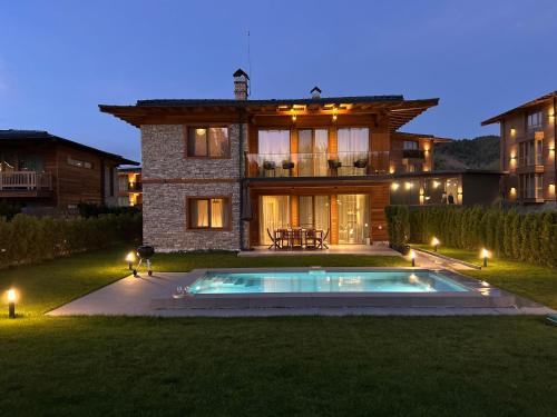Aquaterra Villa with Hot Pool - Banya – khách sạn tại Bania