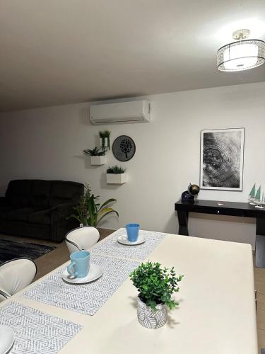 Burungos Place at Humacao, PR in Χουμακάο