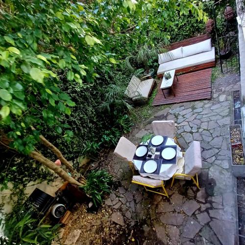 Hermoso 4 ambientes con jardin en Recoleta - Barrio Norte in La Adela
