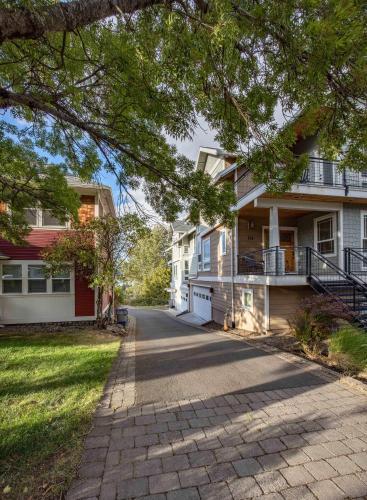 River Watch Getaway townhouse