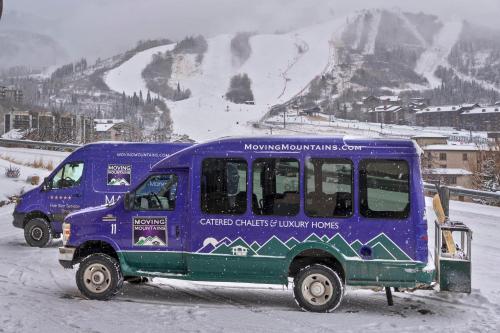 Storm Peak Chalet image