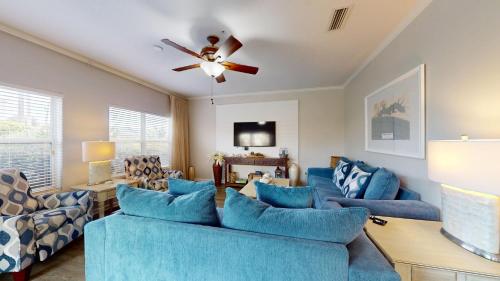 Emerald Waters 0101 image