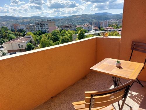 Zunanjost, Strumsko Stay in Strumsko Industrial Zone