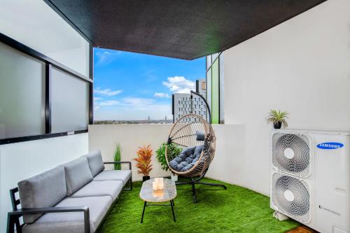 Facilities, Jack's Citylight Retreat with Free Parking #8 in Waterloo