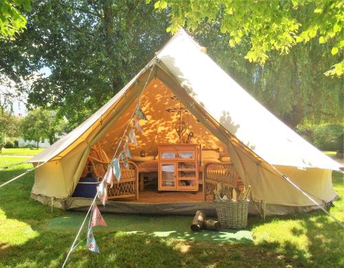 Oxford Riverside Glamping - Hotel - Oxford