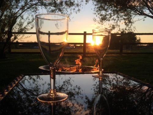 牛津河畔豪华帐篷 牛津河畔豪华帐篷