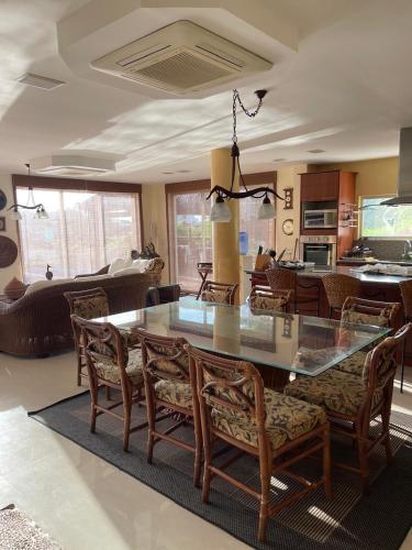 Infinity Pool - Ocean View Same in Same