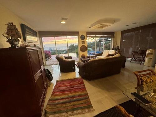 Infinity Pool - Ocean View Same in Same