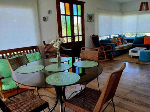 . Luminosa casa en El Volcán