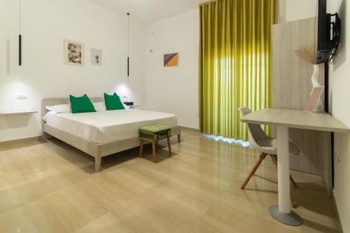 Greco Rooms