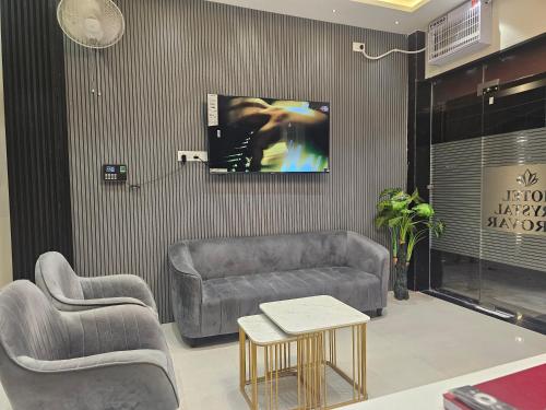 Hotel Crystal Sarovar in Mirzapur