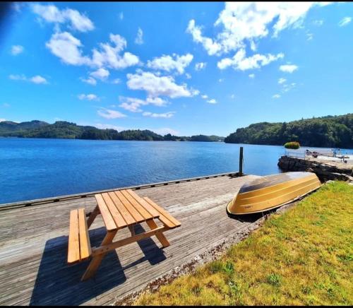 Szórakozási lehetőségek, Leilighet i anneks in Vanse