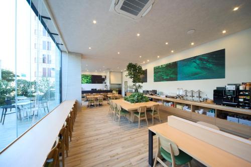 호텔 아인스 오사카 카도마 시티 스테이션 - 레스토랑