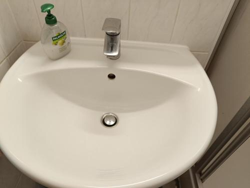 Einzelzimmer für Frauen Female Single room, Lipsko (fotografie 4)