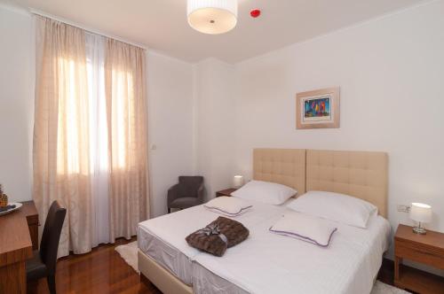 Luxury Rooms near Beach 2 - Tap to explore photos