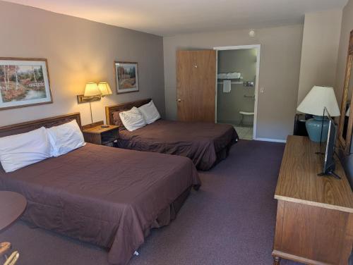Coach Stop Inn & Tavern - image 12