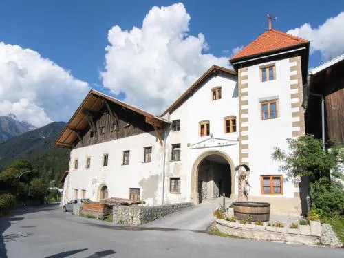 Schloss Sissi - S in Pfunds, Österreich
