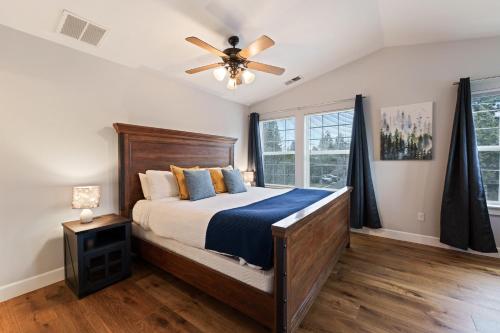 Tranquility on the Bluffs townhouse - image 4