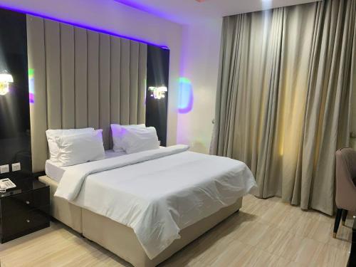 Gold Rhino Hotel and Suites Ltd in Enugu