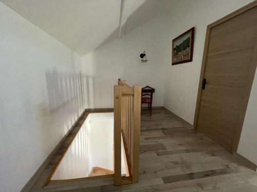 Gîte de Charme en Auvergne avec Animaux Acceptés - FR-1-489-595 (Gite de Charme en Auvergne avec Animaux Acceptes - FR-1-489-595) in Valiņjata