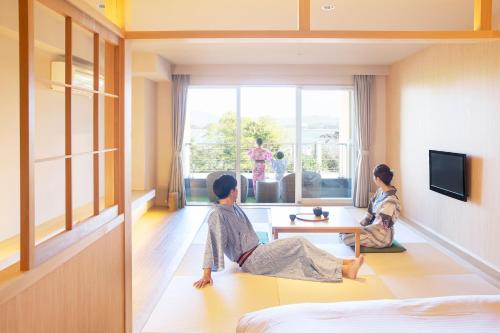 room detail thumbnail 1