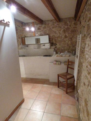 Bathroom, Domaine Chanoine Rambert in Lussan